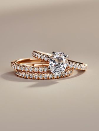 A Guide To Gold Wedding Rings | The Wedding Avenue
